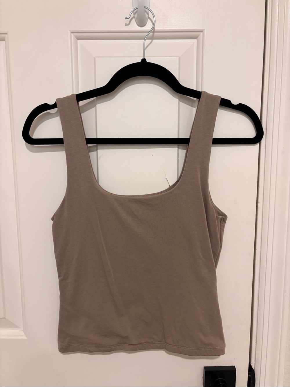 NWOT Old Navy Women’s Scoop Neck Tank Top - Taupe